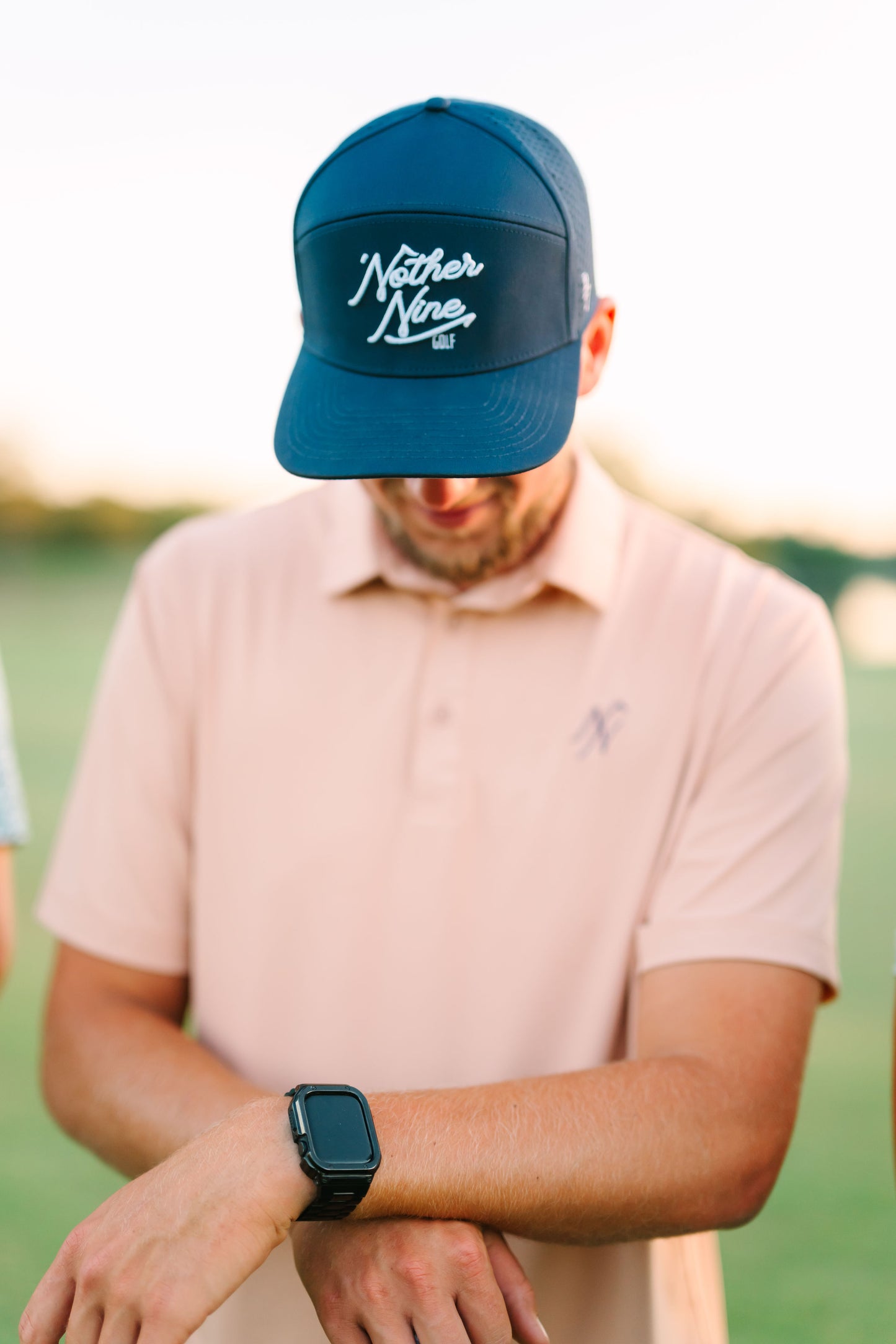 Logo 6 Panel